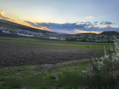 Teren intravilan vanzare-cumparare Budiu Mic Mures apus